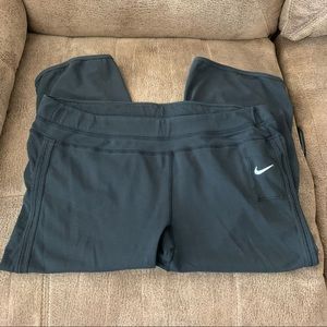 NikeFitDry Ladies Capri Workout Pants M
